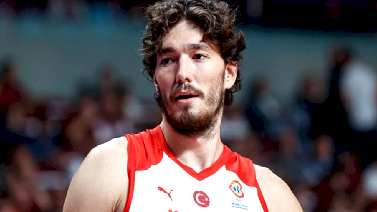 Cedi Osman'ın abisi bakın kim çıktı