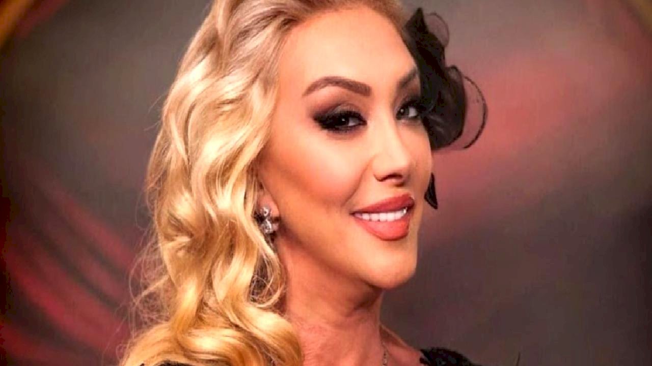 Güllü&#039;nün gençlik hali şoke etti! İşte o kareler...