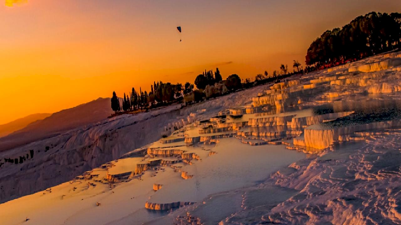 Her köşesi ilgi görüyor: Türkiye&#039;nin en çok turist çeken 8 şehri