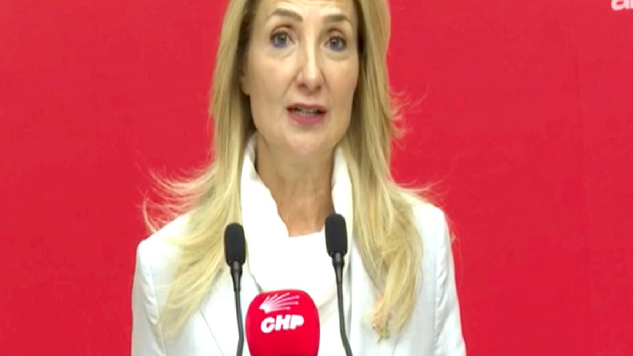 Şarkıcı Mabel Matiz&#039;e gelen erişim engeline CHP&#039;den ilk tepki