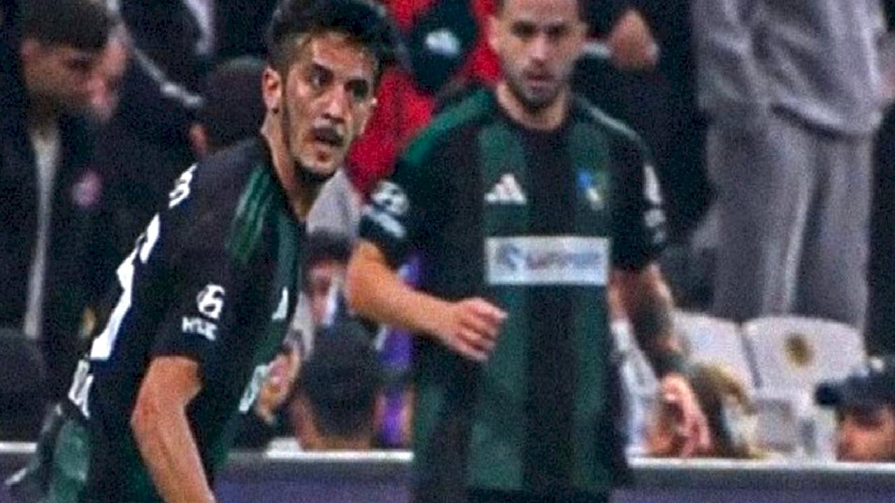 Tayfur Bingöl&#039;den bakmadan attığı paslarla ilgili sözler: Sürekli Ronaldinho&#039;yu izliyorum