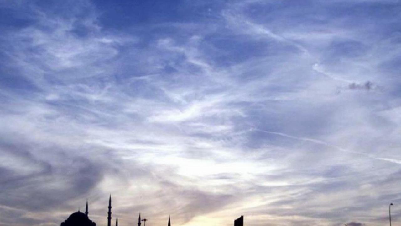 Yurtta hava durumu: Yerel yağışlar ve parçalı bulutlu hava bekleniyor