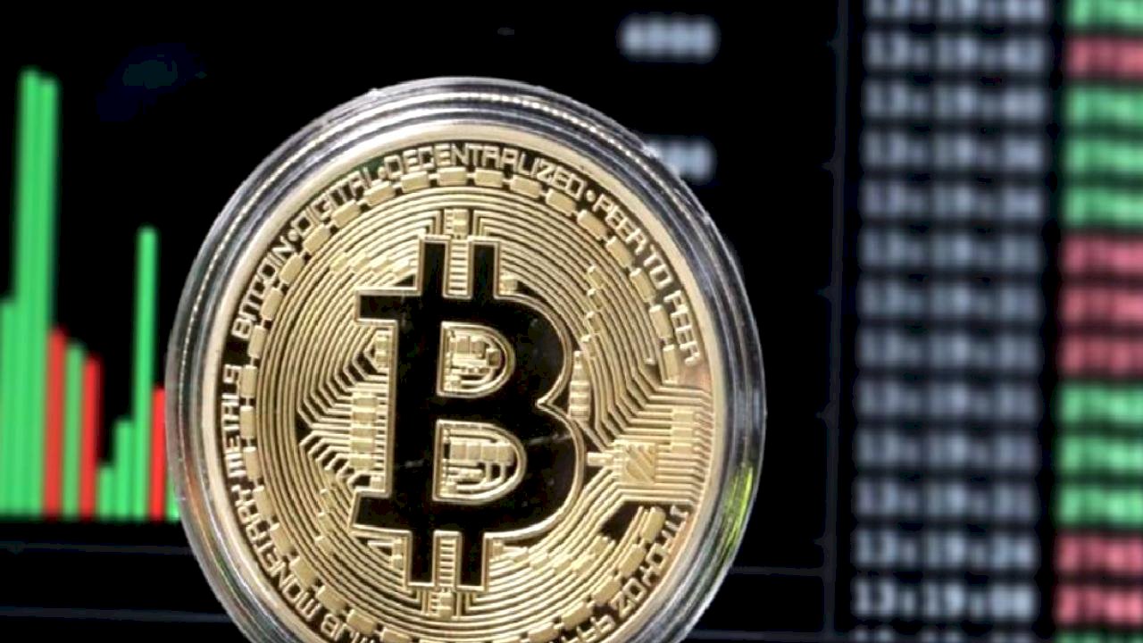 Bitcoin tekrar zirveye yöneldi