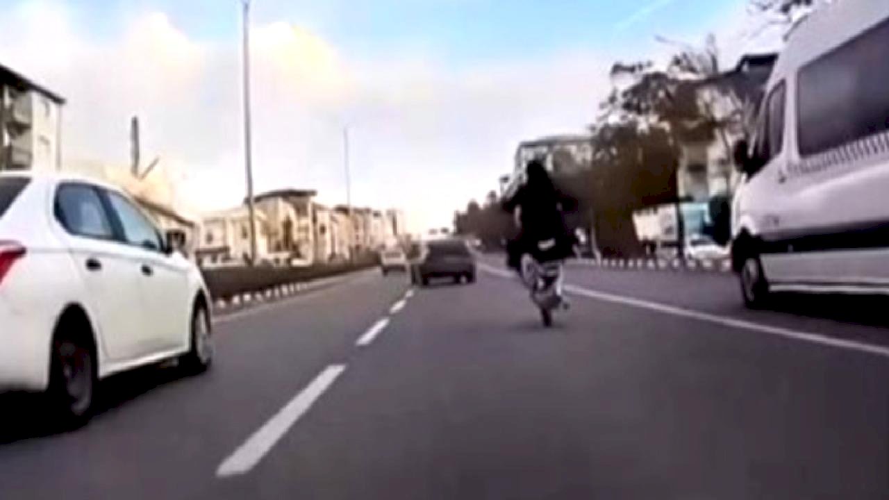 Bilecik&#039;te trafik güvenliğini tehlikeye düşürdü: Motosiklet sürücüsüne 54 bin TL ceza