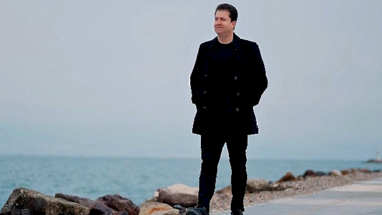 Bir Şarkıdan Daha Fazlası