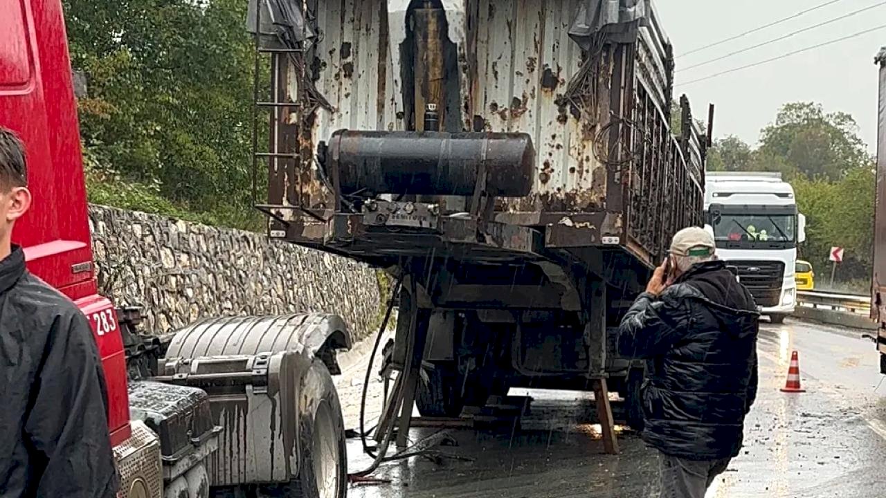 Düzce-Zonguldak bağlantı yolunda kaza!