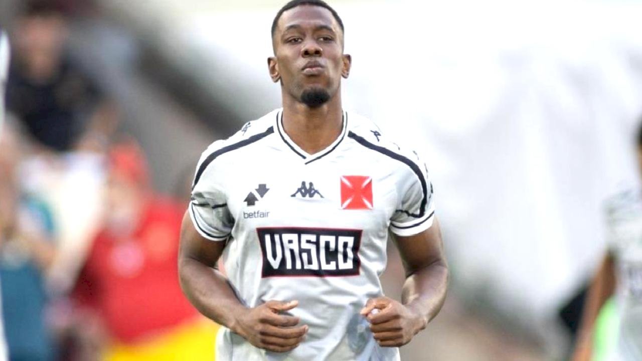 Galatasaray&#039;dan gönderilen Carlos Cuesta, Brezilya&#039;da şov yapıyor