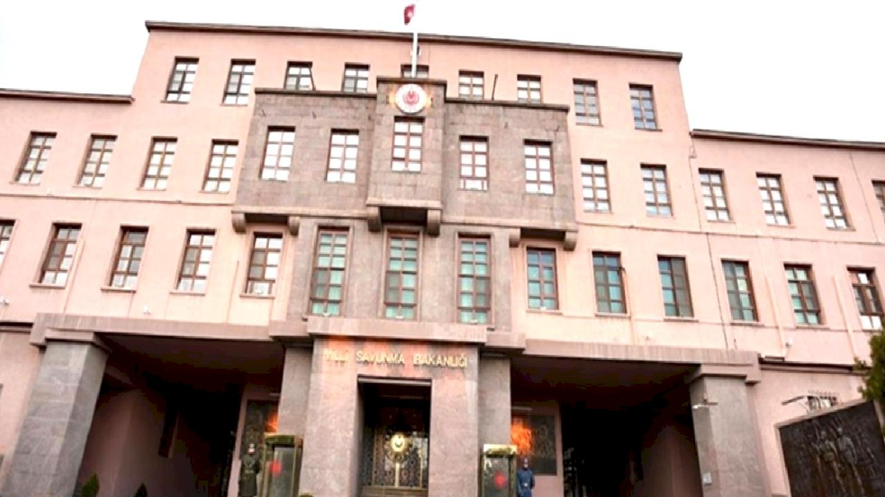 MSB: TSK, Gazze&#039;de her türlü savunmayı yapmaya hazır