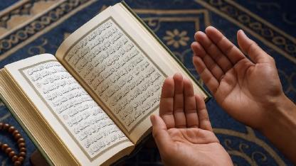 Namaz Duaları: Manevi Huzurun Kapısını Aralayan Kelimeler