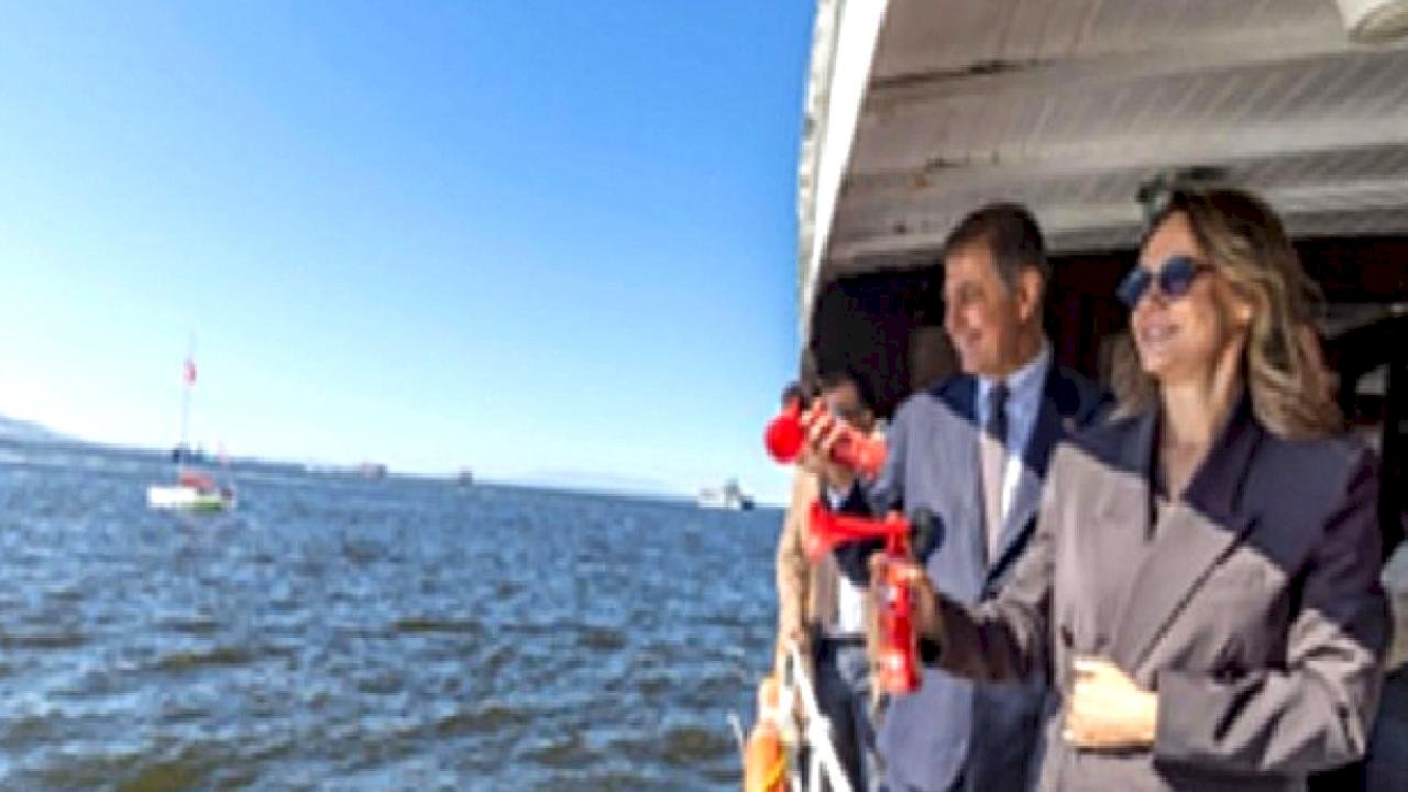 Yelkenler Cumhuriyet coşkusuyla doldu