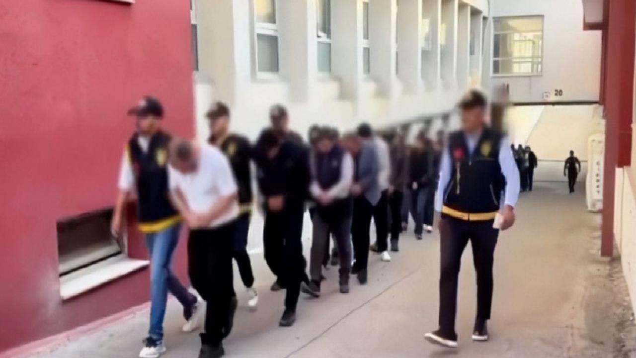 23 ilde dolandırıcılara operasyon: 64 şüpheli yakalandı