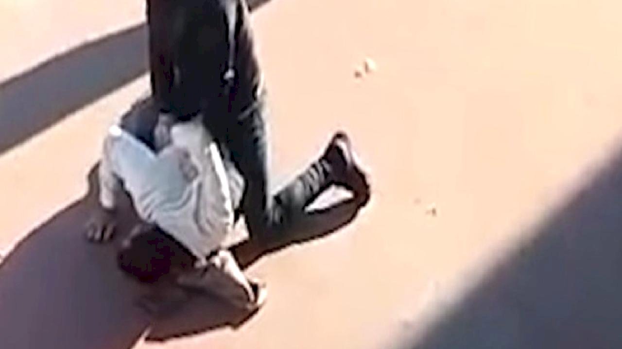 3 ilde aranan firari saklandığı evin damında yakalandı