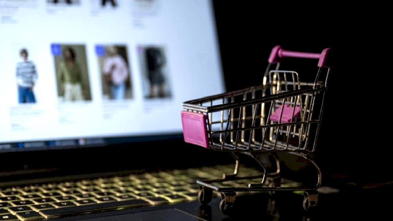 ABD'de Black Friday'de milyarlarca dolar harcandı