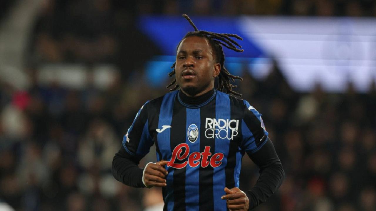 Ademola Lookman ezeli rakipleri karşı karşıya getirdi