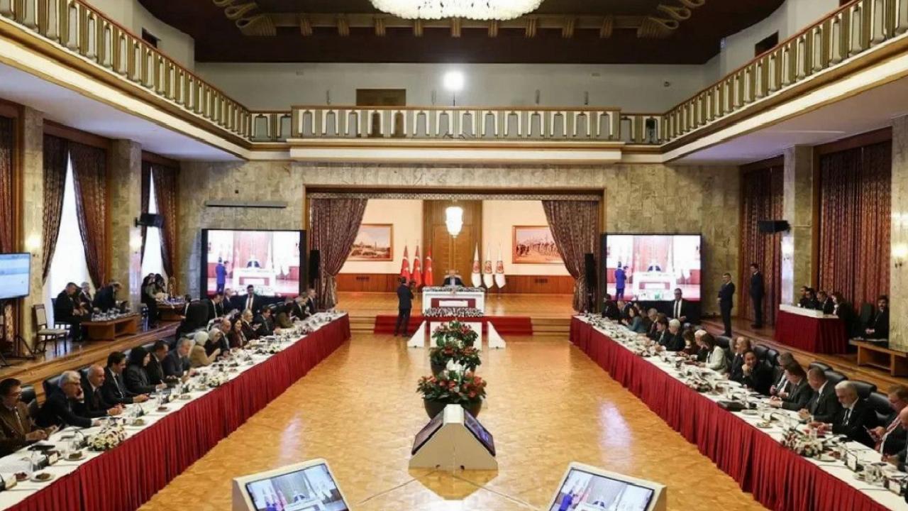 Ali Haydar Fırat'tan CHP'ye İmralı kararı tepkisi: Tarihsel bir hataya düşüldü