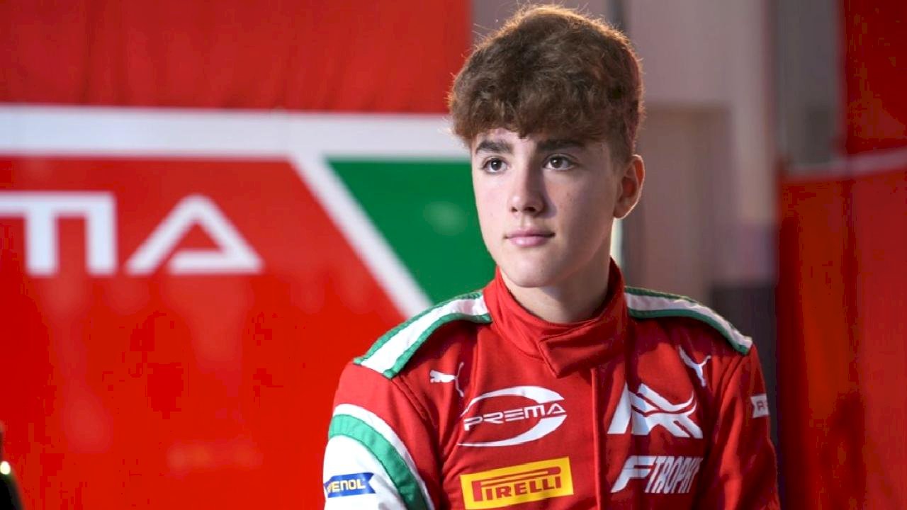 Alp Aksoy, Formula Trophy sezonunun açılış yarışını kazandı