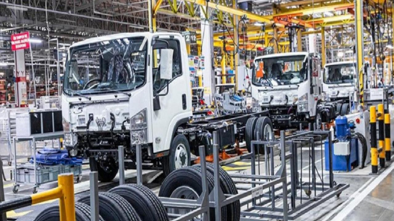 Anadolu Isuzu, Orta Asya'nın ticari araç devi SamAuto'yu satın aldı