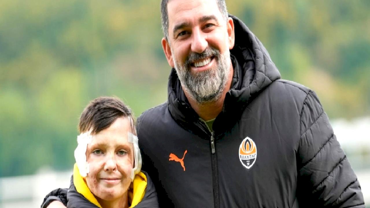 Arda Turan küçük çocuktan aldığı hayat dersini anlattı: Sığınakta o gece hiç uyuyamadık...