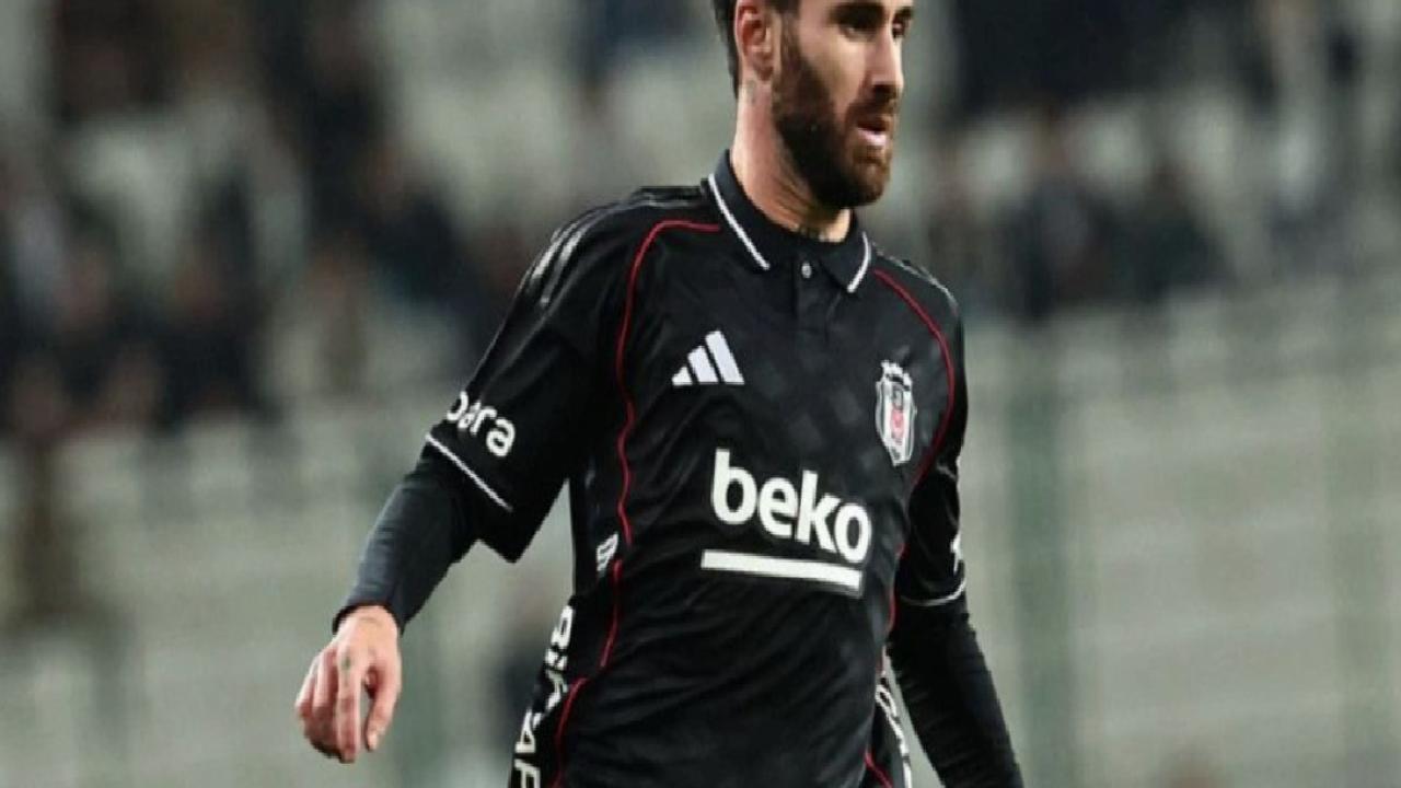 Beşiktaş'ta 4 ayrılık ve 4 transfer kararı