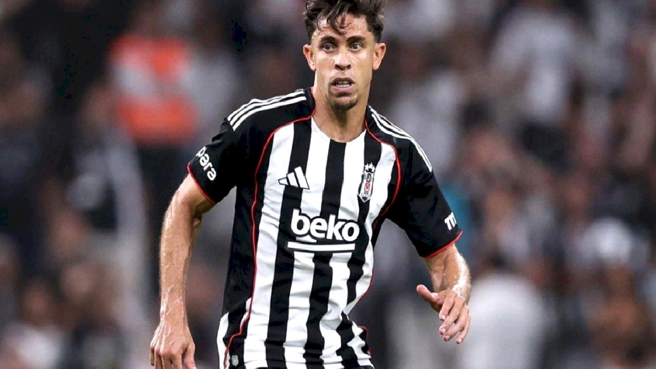 Beşiktaş'ta Gabriel Paulista formayı kaptı