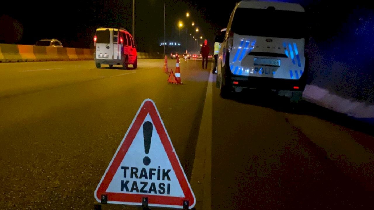 Bursa'da motosiklete çarpan alkollü sürücü olay yerinden kaçtı