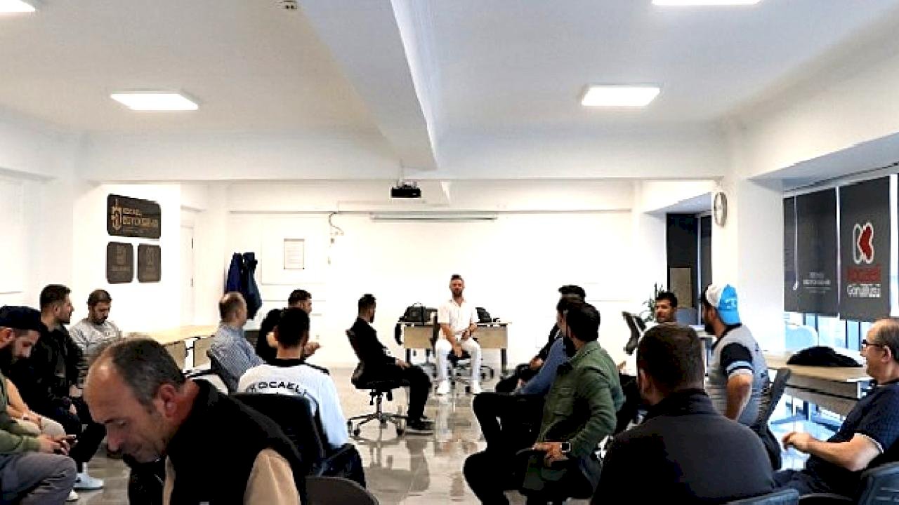 Büyükşehir&#039;den personele drama eğitimi