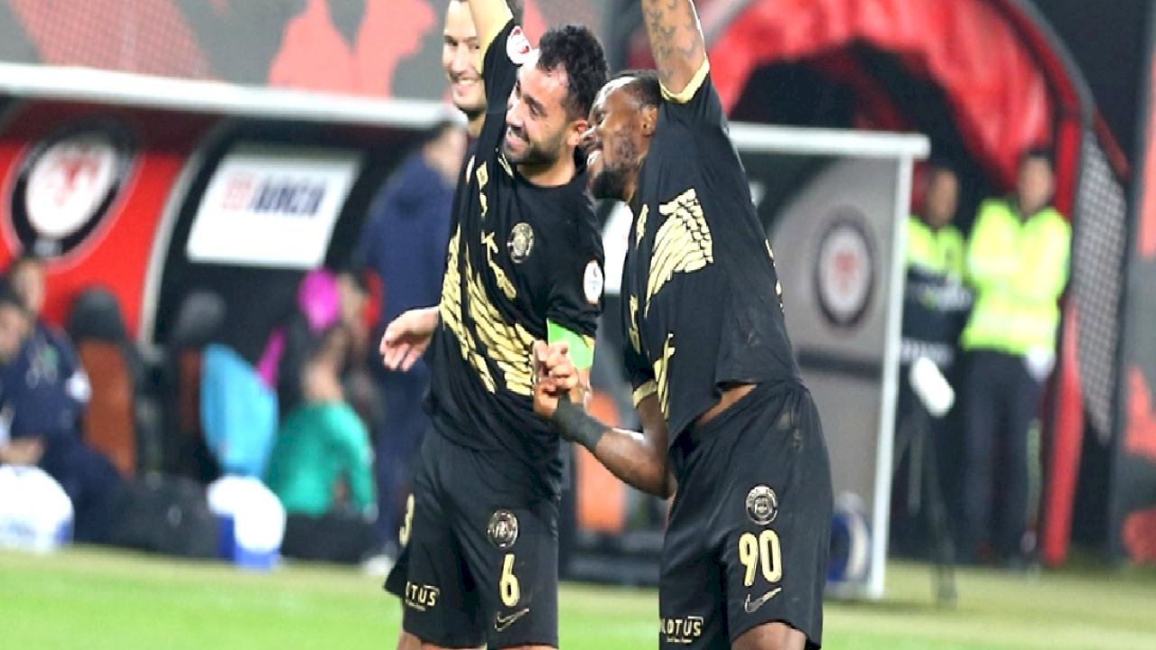 Çorum FK, Iğdır FK'ya 3 attı!