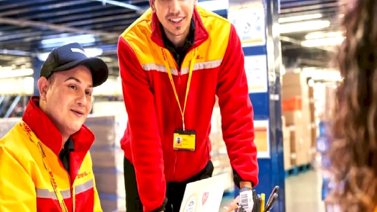 DHL Supply Chain, HappyRobot’un Yapay Zekâ Aracılarıyla Operasyonel Verimliliği ve Müşteri İletişimini İyileştiriyor
