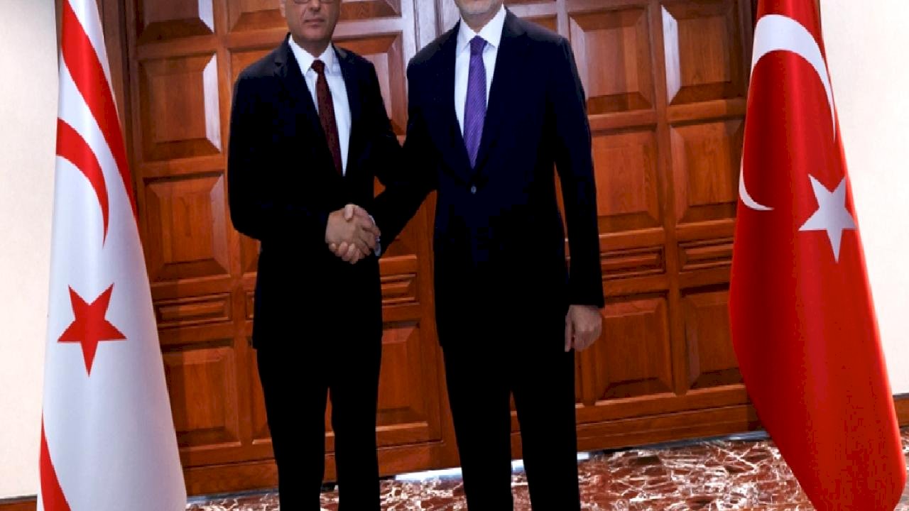 Dışişleri Bakanı Hakan Fidan, KKTC Cumhurbaşkanı ile görüştü