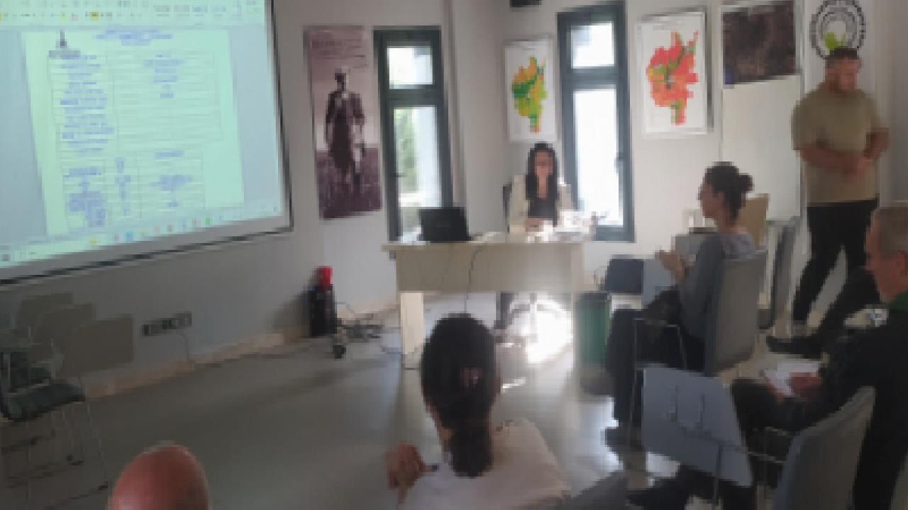 Efes Selçuklu üreticilere toprak analizi desteği