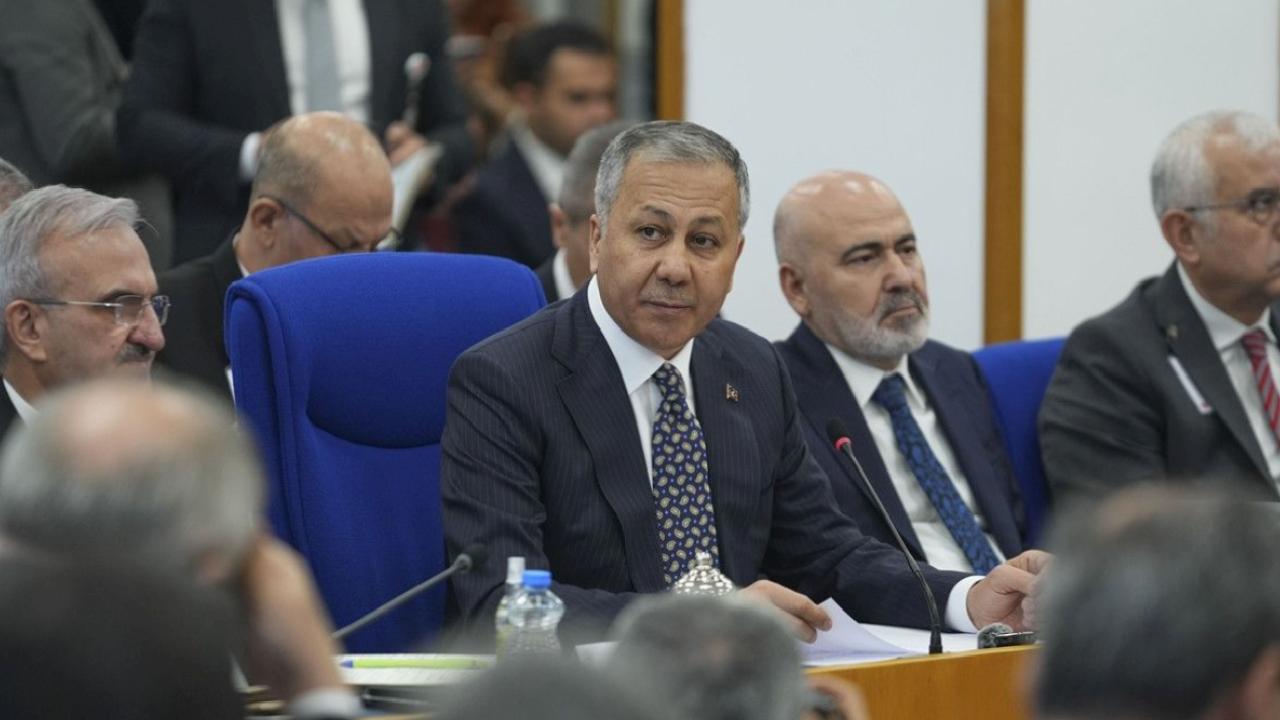 En çok soruşturma izni AK Parti belediyeleri için verildi