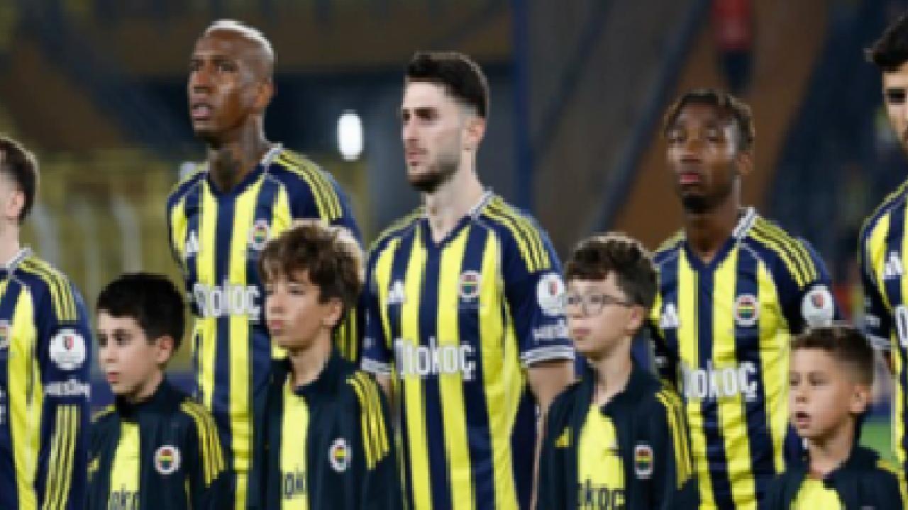 Fenerbahçeli futbolcular köşeyi dönecek