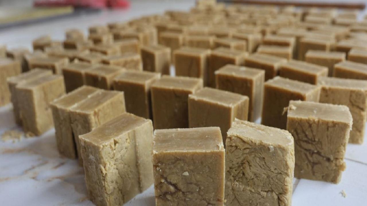 Hatay'da zeytinyağı defne sabununa yoğun ilgi