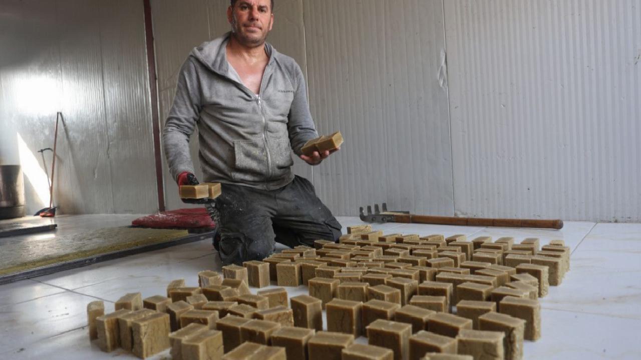 Hatay'da zeytinyağı defne sabununa yoğun ilgi