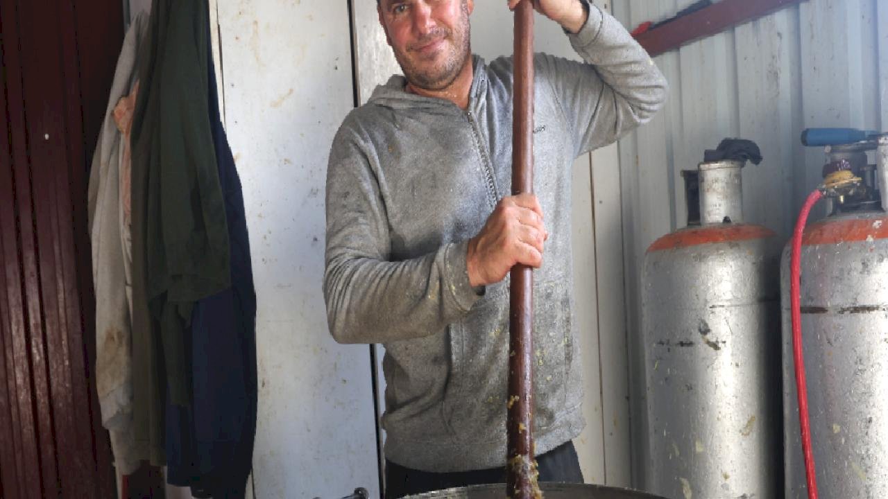 Hatay'da zeytinyağı defne sabununa yoğun ilgi