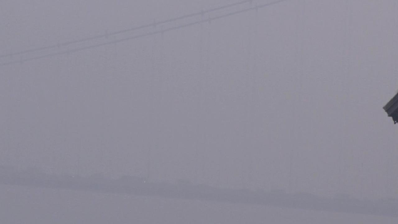 İstanbul güne yoğun sisle uyandı