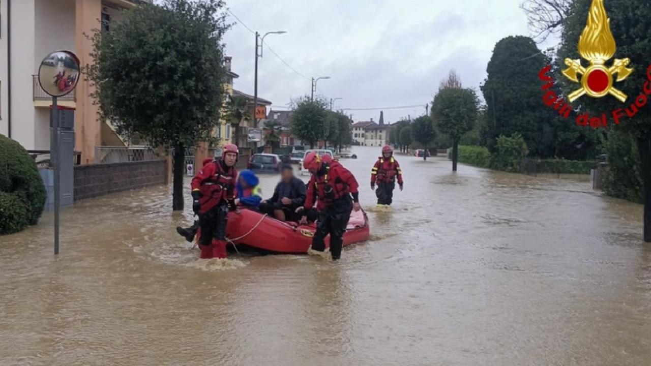 İtalya'da aşırı yağışlar: 2 kişi heyelanda kayboldu