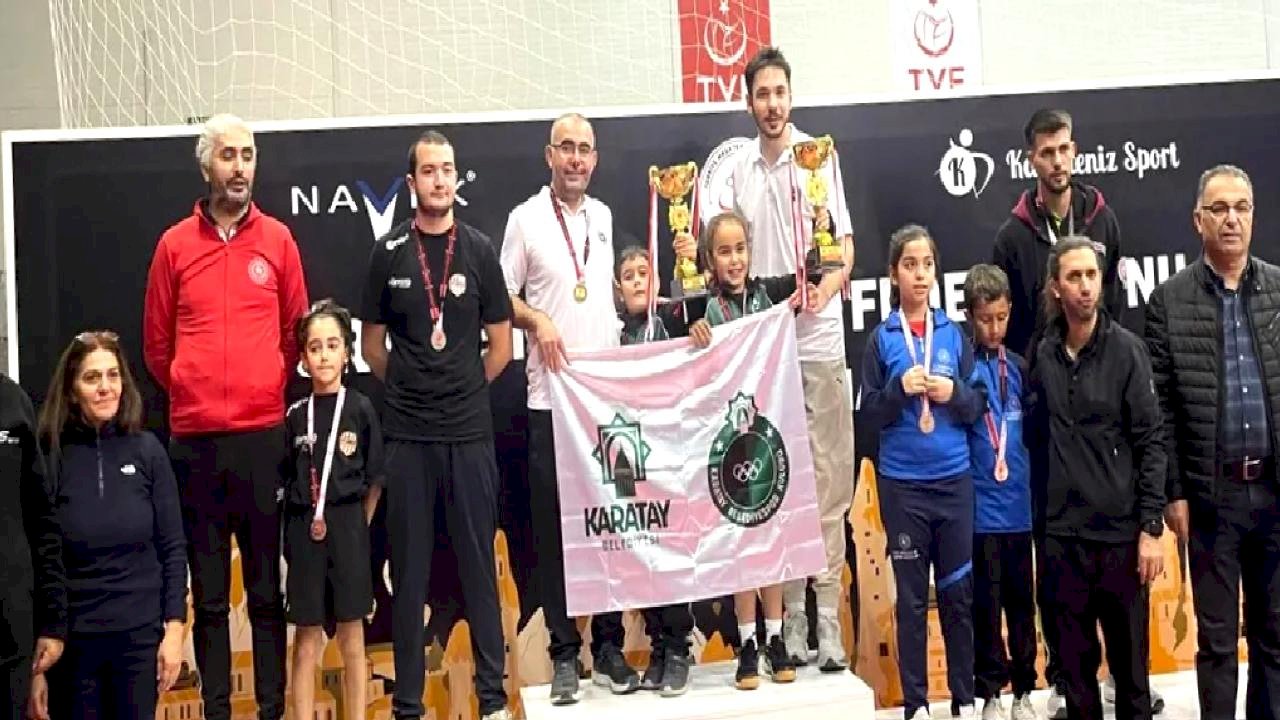 Karatay Belediyespor’dan Türkiye Şampiyonasında çifte zafer