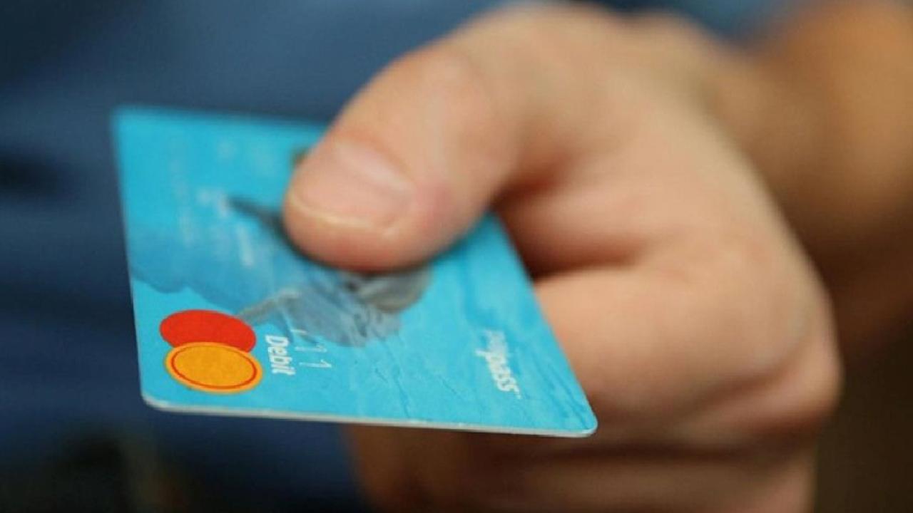 Kartlı ödemelerin tutarı ekimde 2 trilyon 210,4 milyar lira oldu