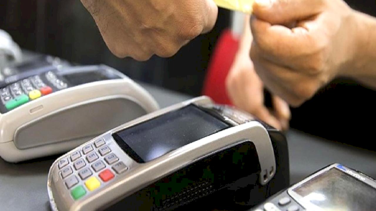 Kartlı ödemelerin tutarı ekimde 2 trilyon 210,4 milyar lira oldu