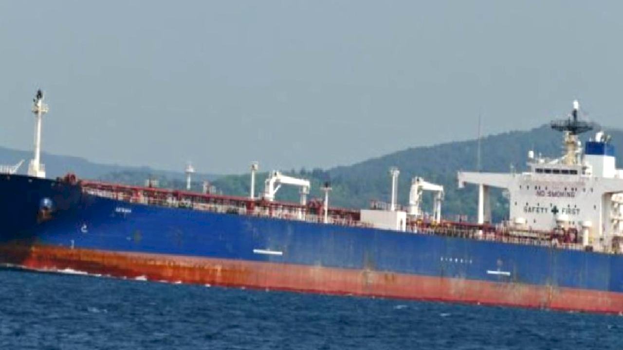 Kocaeli açıklarında bir tankerde patlama yaşandı: 25 personel için ekipler sevk edildi