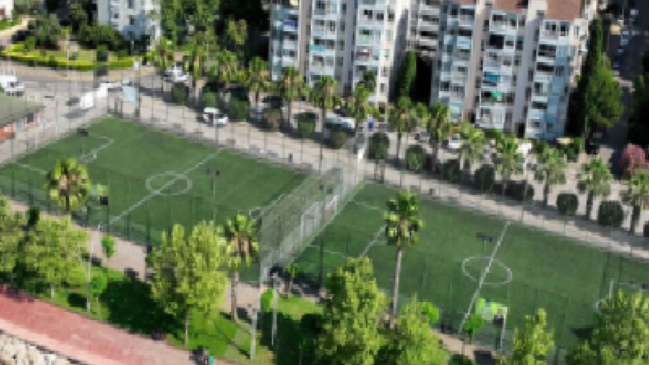 Kocaeli Büyükşehir’den kırsala 12 futbol sahası