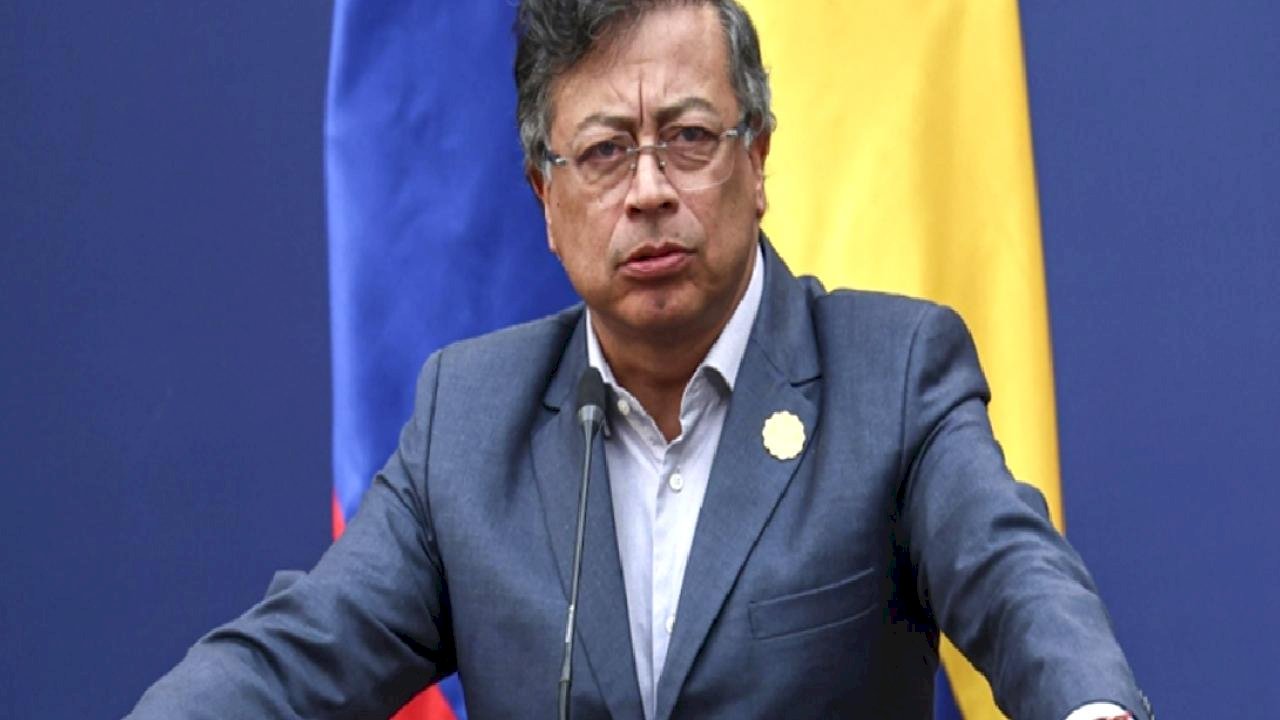 Kolombiya lideri Petro, Trump'ın ülkesini hedef alan sözlerine tepki gösterdi