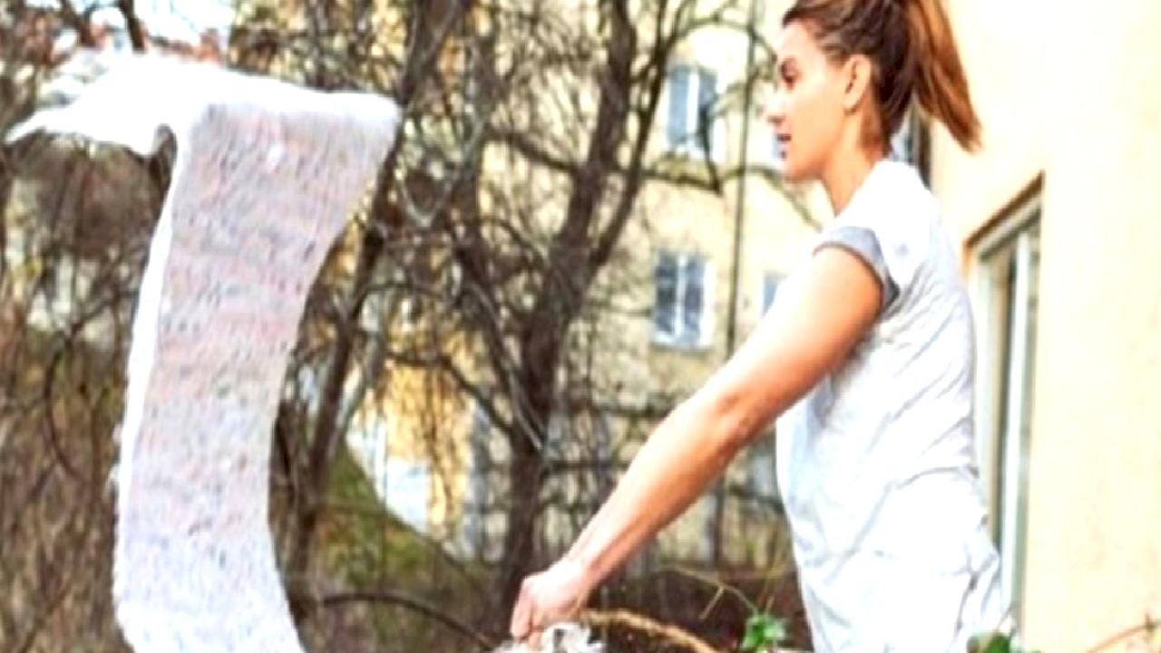 Komşusunun balkonuna halı silkeleyen sanığa 3 ay hapis cezası