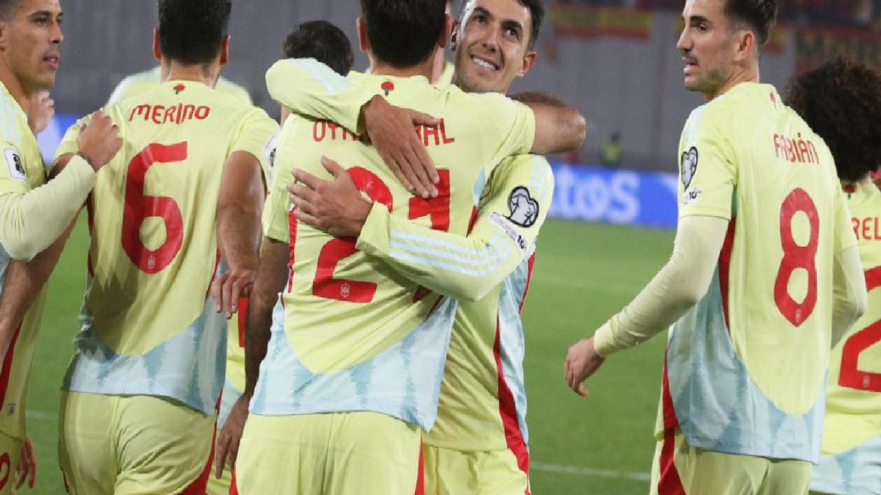 Luis de La Fuente'den Türkiye maçı öncesi açıklama: Beklemek zorundayız