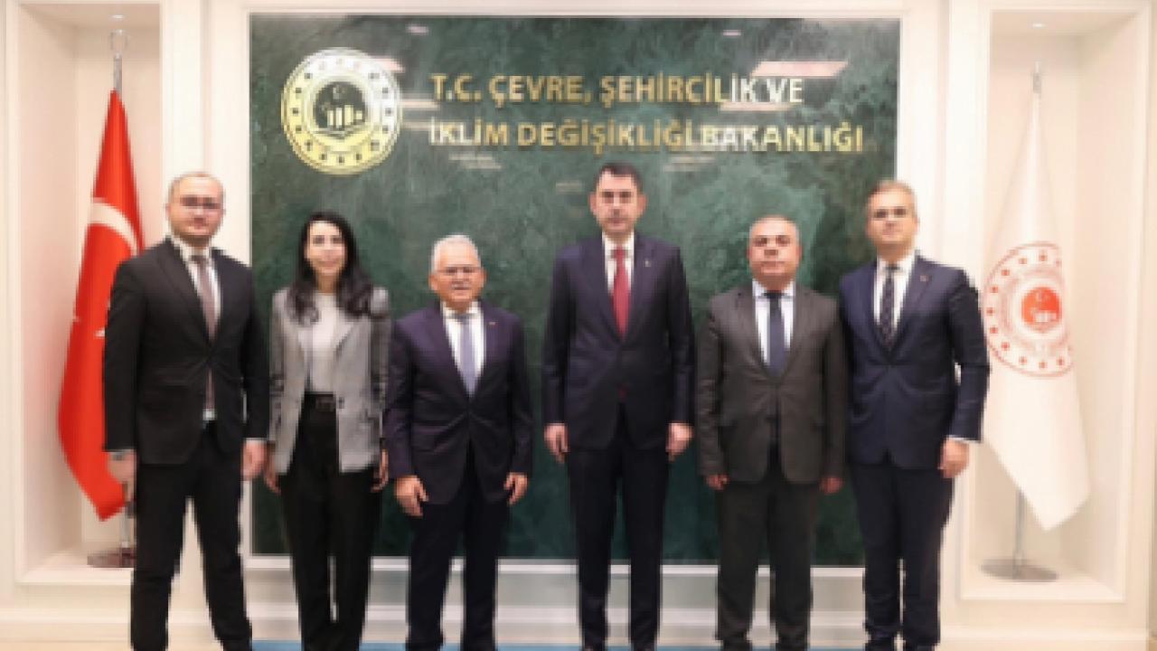 Memduh Büyükkılıç'tan Bakan Kurum'a ziyaret