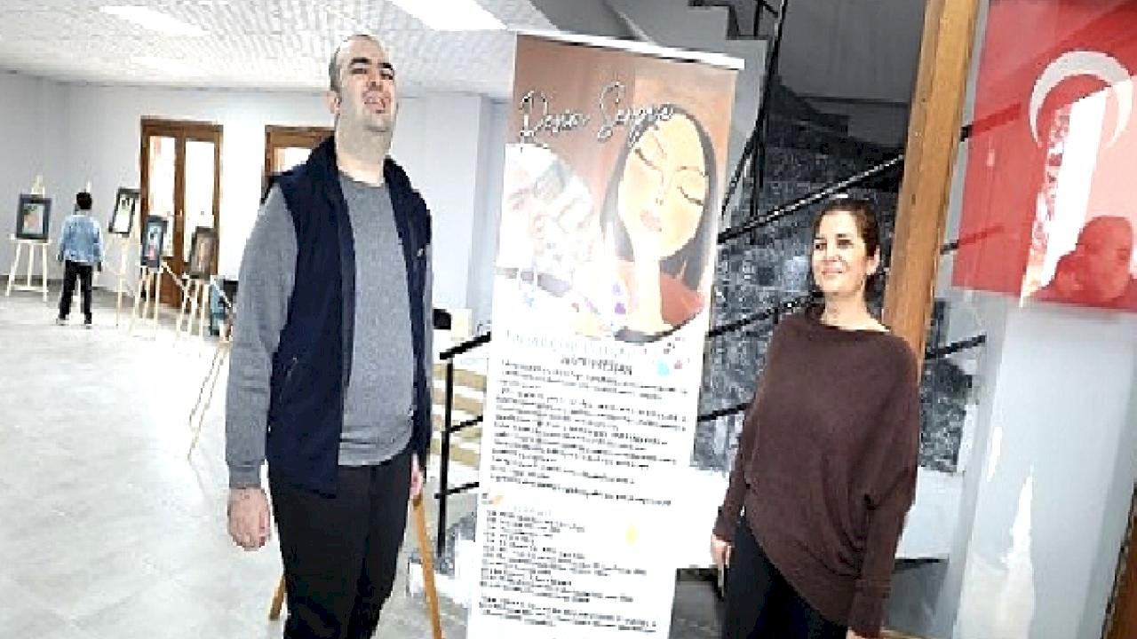 Menderes&#039;te Otizmli Tuğcan&#039;dan Resim Sergisi