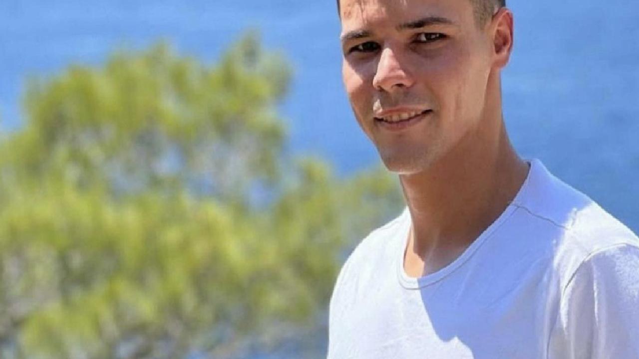 Muğla'da park halindeki otomobile çarpan sürücü hayatını kaybetti