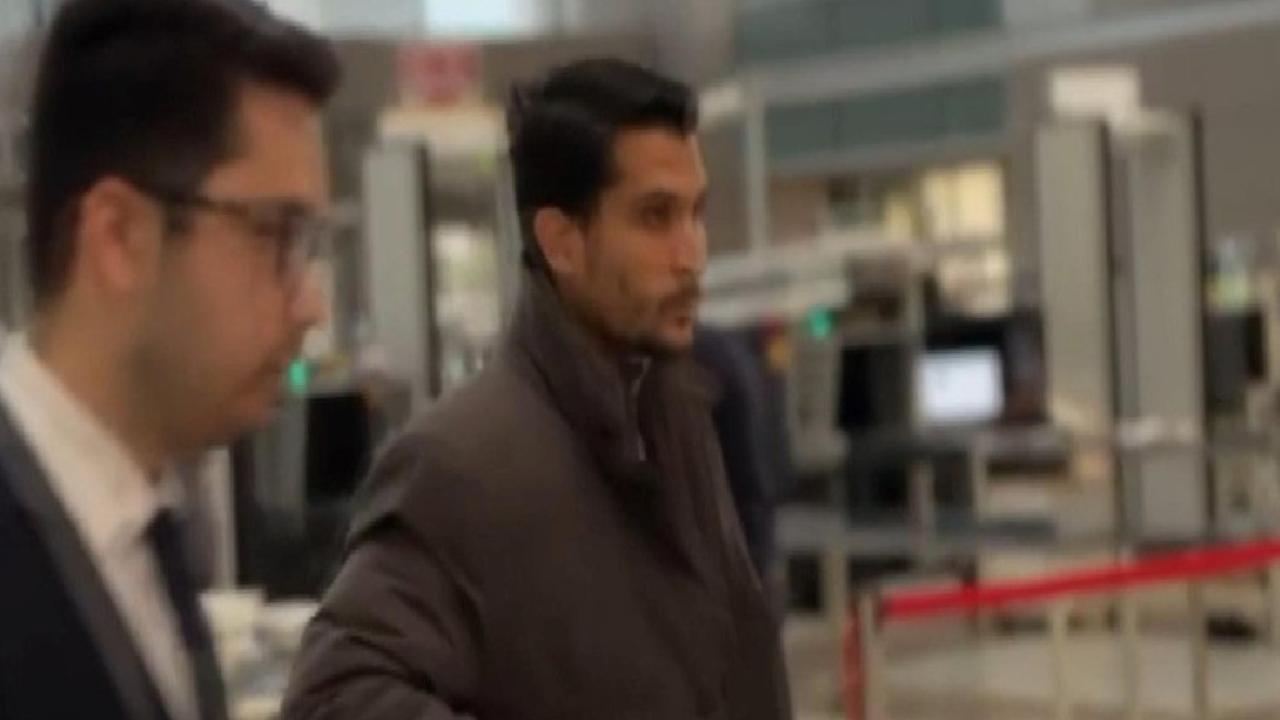 Necip Uysal, suç duyurusu için adliyeye geldi