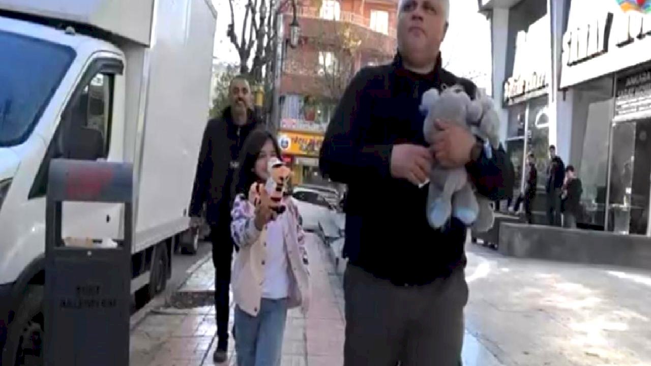 Siirt'te polislerin sosyal deney çalışmasında renkli görüntüler